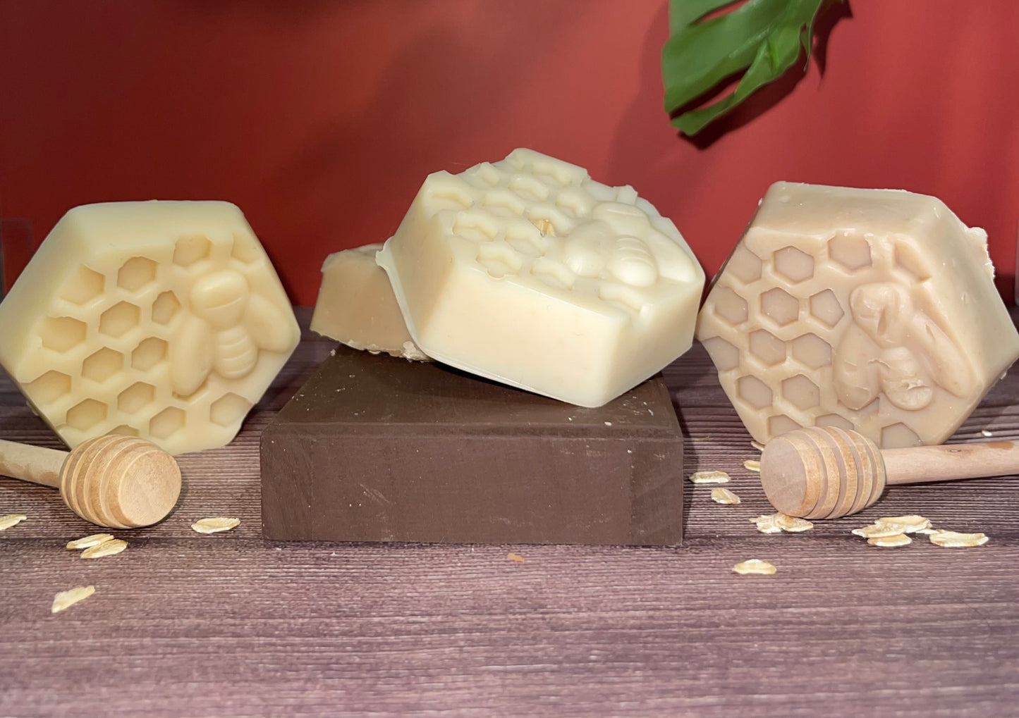 Honeycomb & Oats Unscented Soap